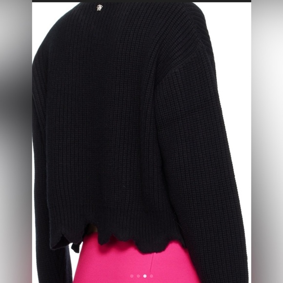 Versace ribbed wool sweater in black - Picture 3 of 4